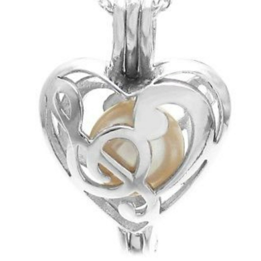 Sterling silver necklaces with pearls